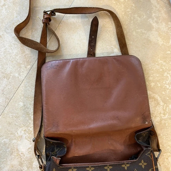Louis Vuitton Cartouchiere GM Crossbody Handbag Vintage - Picture 4 of 13